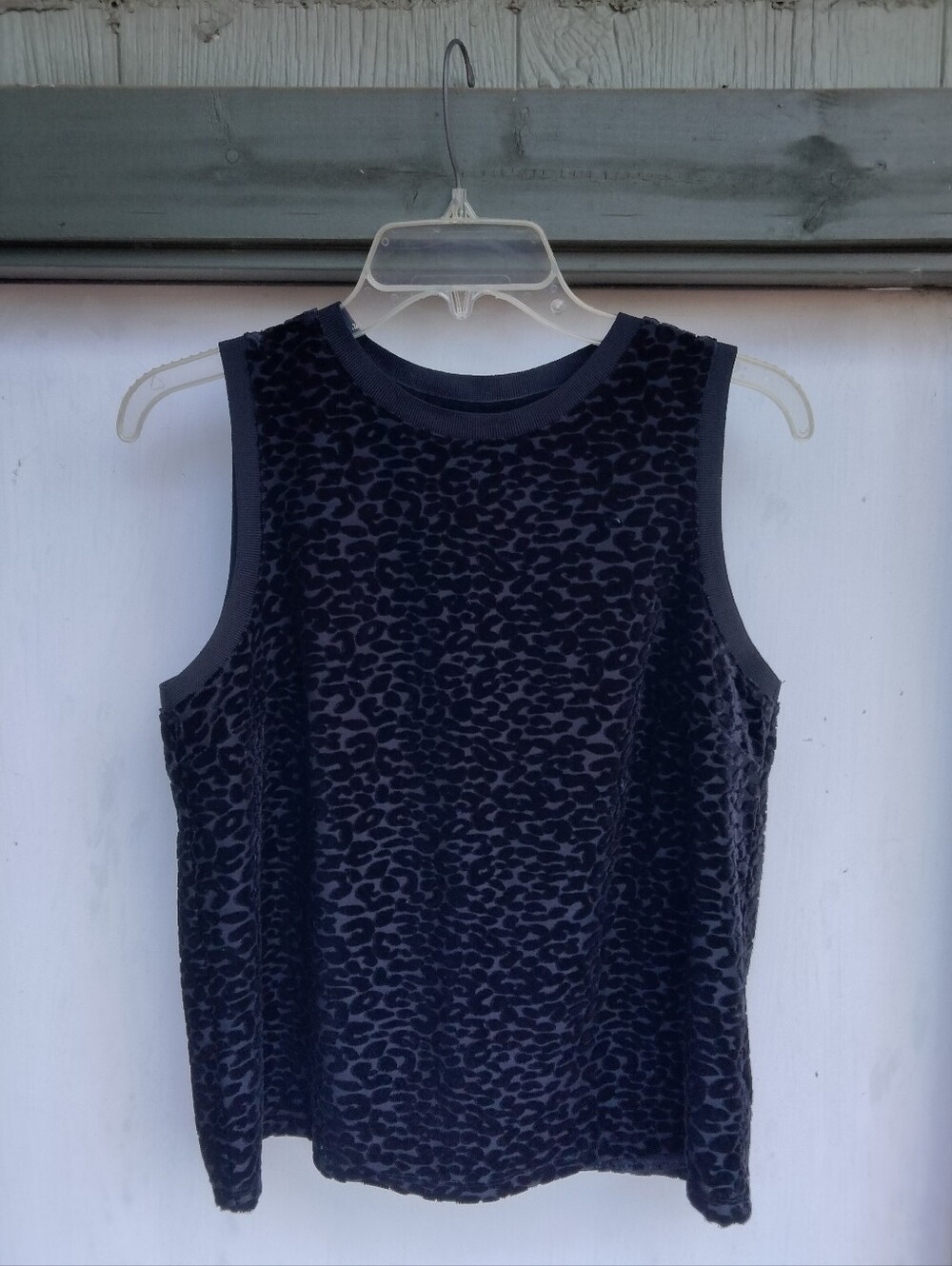 Apt.9 Sleeveless Black Top Women's Size Medium Velvet Leopard Animal Print